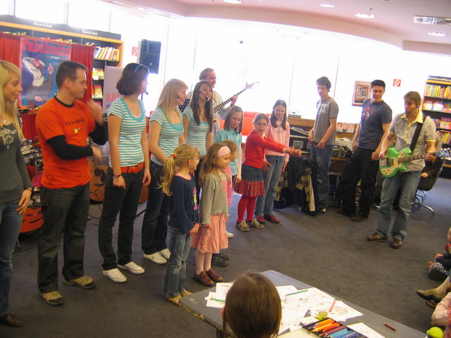 gal/2008/2008 12.04. Mayersche Buchhandlung CD Praesentation/IMG_3458.JPG